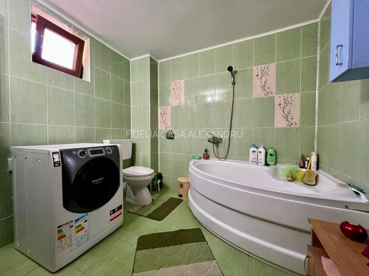 Fidelia Casa vă oferă spre vânzare o vila individuală cu 5 camere si 2 băi