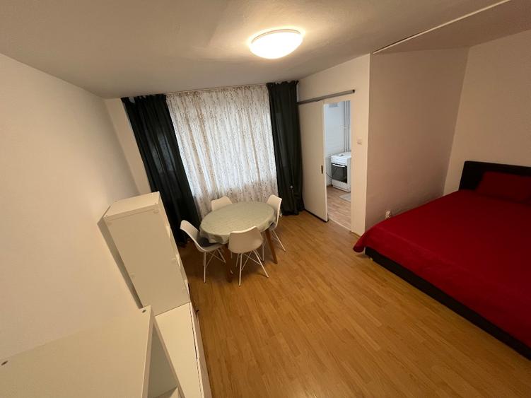 Garsonieră 27 mp mobilată, la cheie – Zona Gării, Etaj 6, baie nouă, direct de l