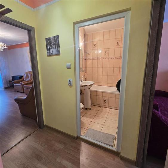 Apartament 3 camere decomandat Alexandru-bulevard