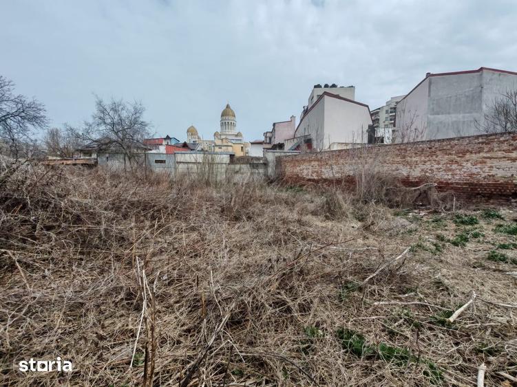 TEREN CU AUTORIZATIE DE CONSTRUIRE LANGA  MARRIOT