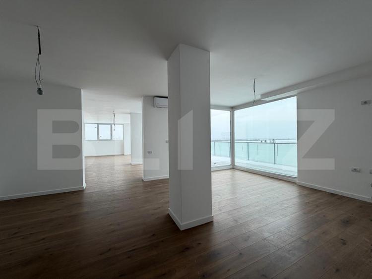 Penthouse de vânzare, 106 mp utili + terasă 66 mp, zona Torontalului
