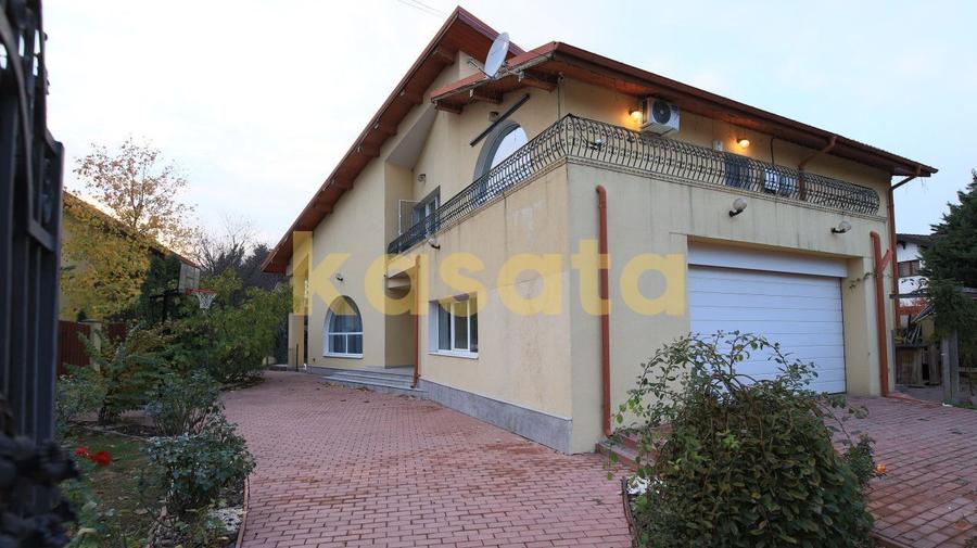 Vilă Individuală de vanzare cu teren de 1.000Mp. – Zona Jolie Ville