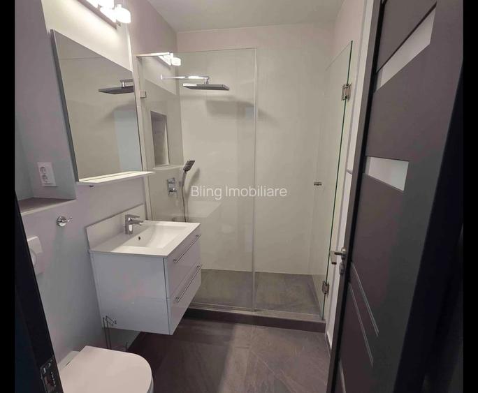Garsoniera la cheie, etaj intermediar, zona strazii BUCEGI - 6