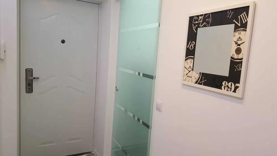 Apartament cochet de vanzare 2 camere 50 mp zona Manastur Polivalenta