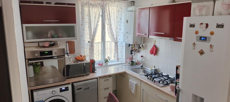 Apartament 3 camere 60mp T.Vladimirescu finisat modern 68.000eur neg