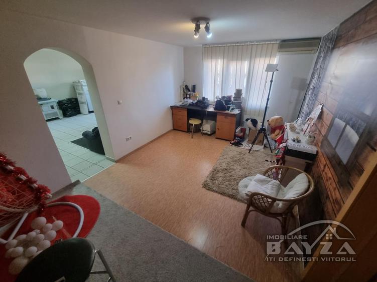 Bulevardul Traian, spatiu comercial 165 mp utili