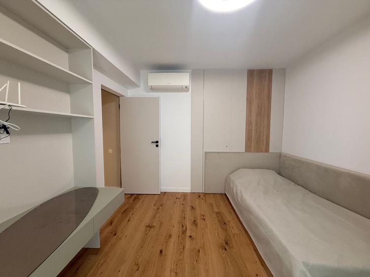 Apartament zona Unirii | 3 cam | Mobilat Lux | Terasa 145 mp | Parcare