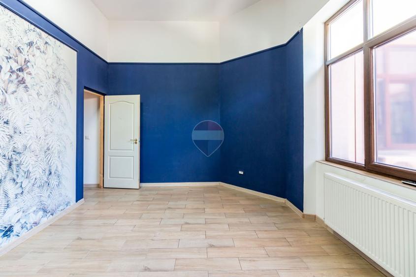 Casă D+P+E+M | 816 mp utili, 5 locuri parcare, Regina Maria