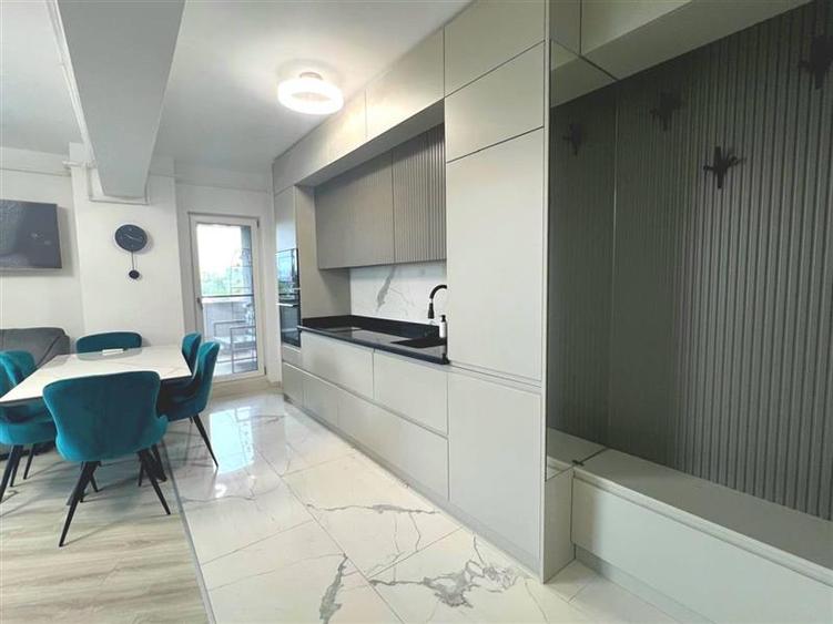 Apartament INTABULAT in Tatarasi: 4 camere, 93 mp, parcare inclusa