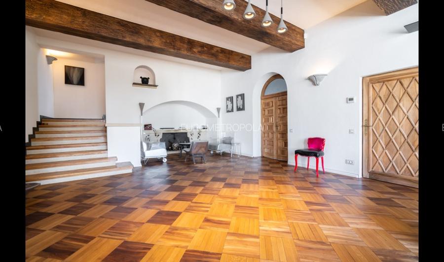Vila exclusivistă în zona Dacia - 5