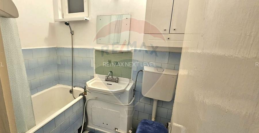 Apartament cu 2 camere de vânzare, strada Milcov - 14
