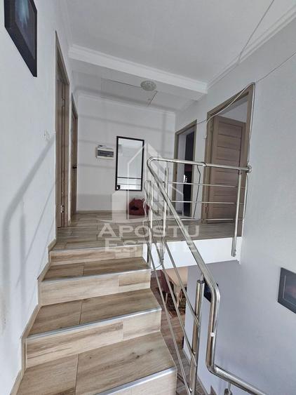 Duplex luminos de vanzare Utvin