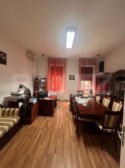 Spațiu de birou, 330 mp, zona semicentrală