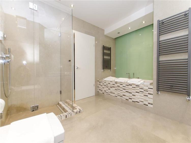 Apartament 4 camere Lux Bd.Mamaia, 210 mp, Prima închiriere