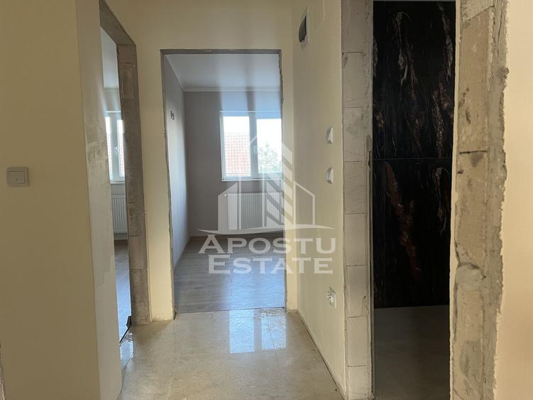 Casa individuala cu 4 camere, de vanzare, P+E, in Giarmata Vii