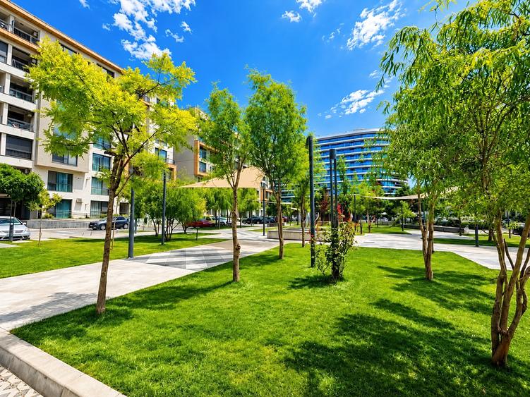 Apartament intr-un complex cu gradina privata si fantani decorative, langa plaja