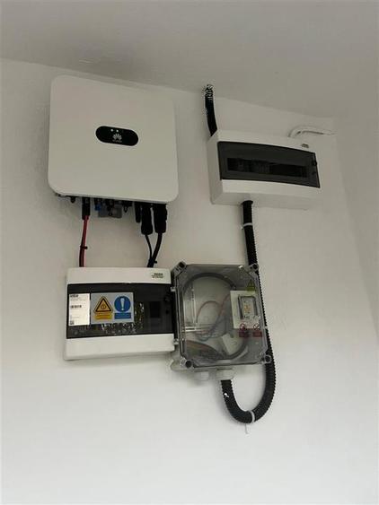 Casa individuala cu panouri solare si centrala pe gaz Parta