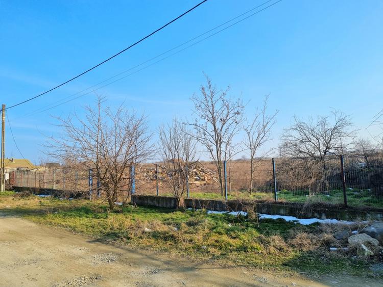 Teren intravilan 7400 mp in Sibioara, cu vedere la Lacul Tasaul