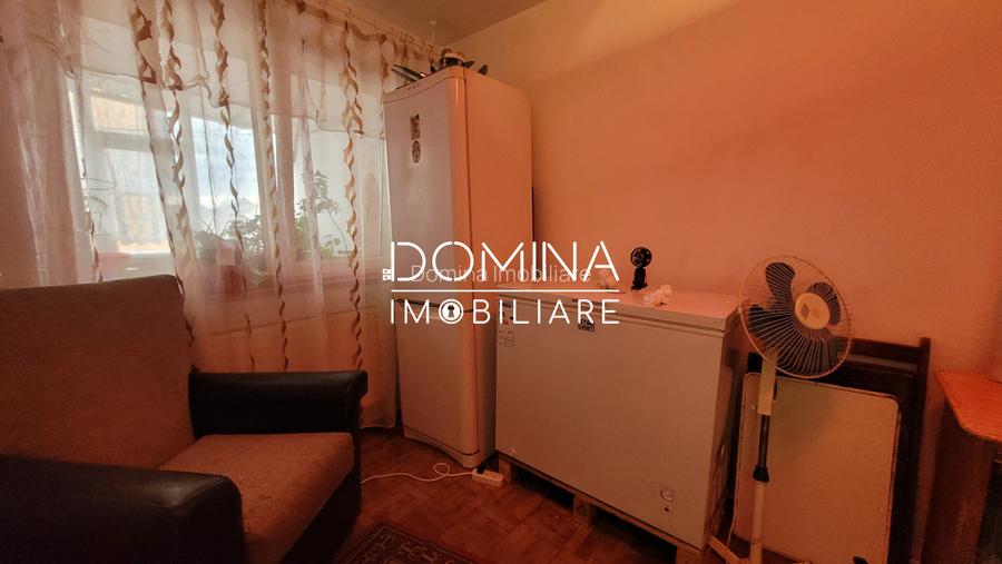 Vânzare apartament 4 camere, etajul 1, strada Nicolae Titulescu - 5