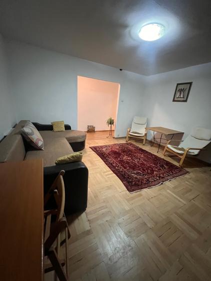 APARTAMENT 3 CAMERE/ PARTIAL MOBILAT/ 10 MINUTE DE METROU
