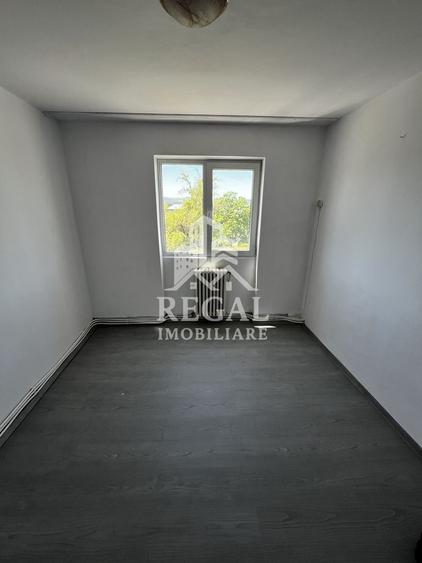 Apartament 2 camere decomandat – Micro 7 | Etaj 2 | Balcon | Panoramă