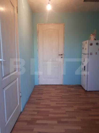 Casă P+M, 80 mp, teren 2.700 mp, zona Moreni
