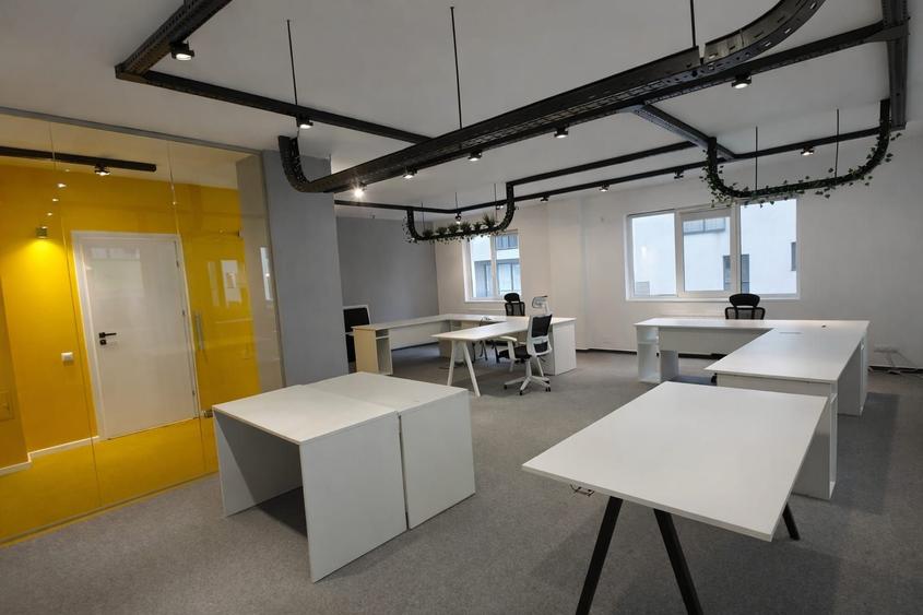 0% COMISION! Spatiu modern de birour,i 220mp, parcari, Calea Turzii