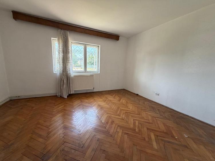 Casa+teren 1500 mp | 9 camere | Otopeni | Odai | Parcare| Ideal firme