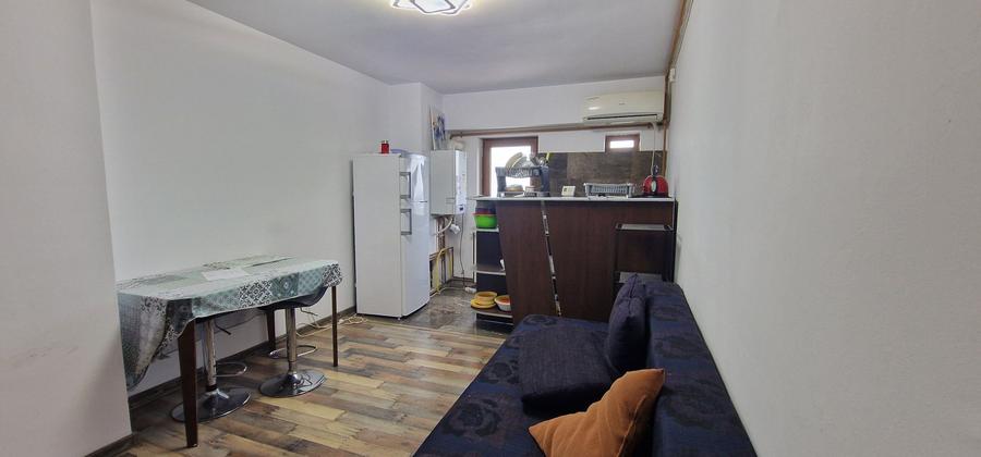 Doua camere comfort maxim, zona Gara.