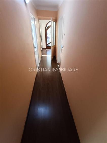 Casa Centru Istoric 4 camere , caramida, ,Sup terenului 272 mp - 8
