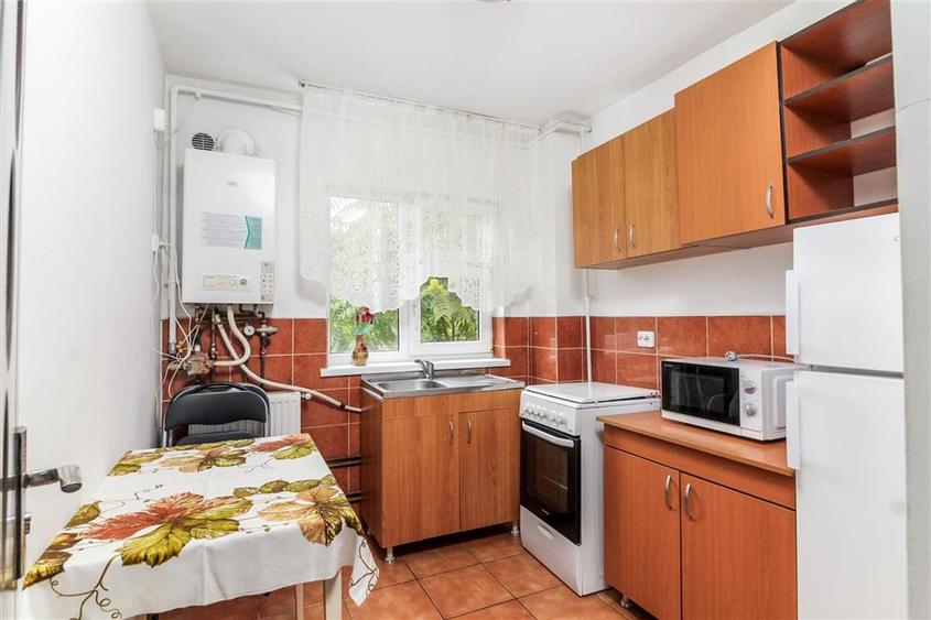Apartament 2 camere decomandate la 2 minute de FSEGA, Gheorgheni, 550€