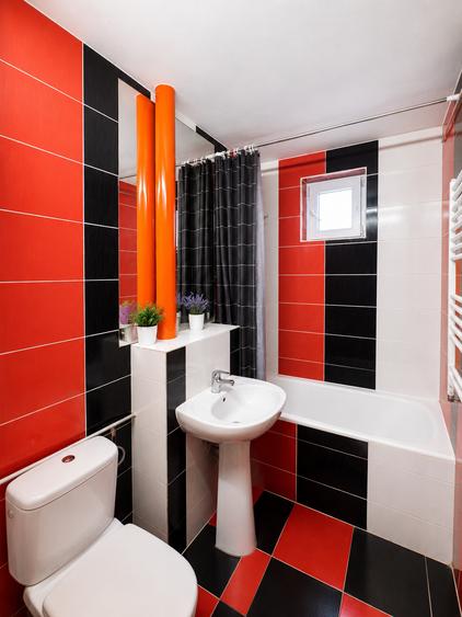 🏡 Apartament cu 2 camere semidecomandat – Zona Săvenilor (Turn), Botoșani