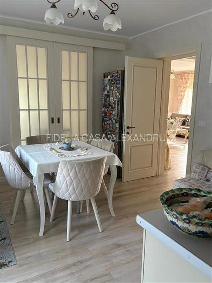 Vila  de vanzare  Bucium,369mp utili,1500mp teren,curte amenajata - 24