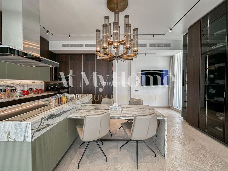 Penthouse Ultra Luxury cu 5 camere,  complet renovat,2 parcari,boxa,terase 195mp - 25