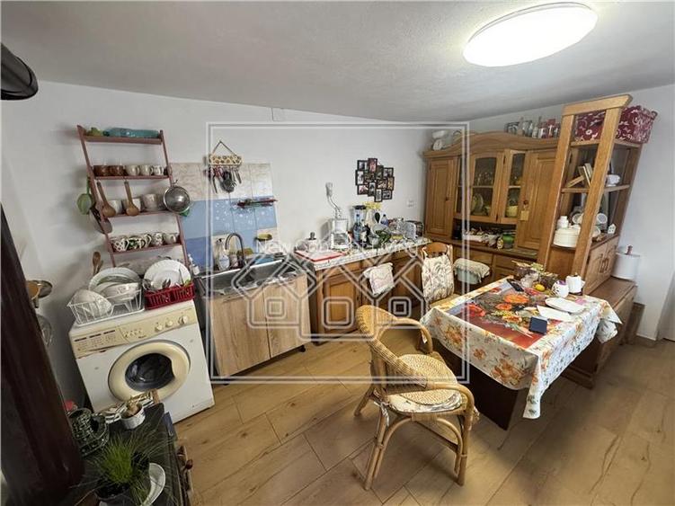 Casa individuala de vanzare, Arpasu de Sus, priveliste spre munti - 11