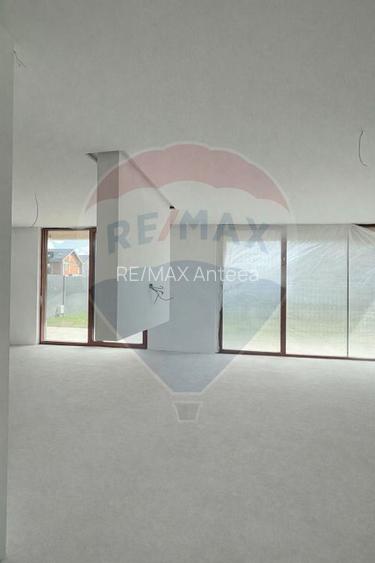 Vila smart personalizabilă cu rooftop și piscină privată – arhitectură - 5