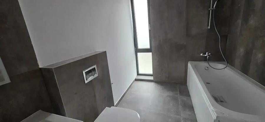 Casa 5 Camere Otopeni | Duplex | Acces Piscina | 800 m Distanta Metrou