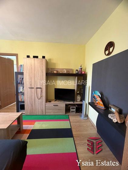CIRESICA - STRADAL - 3 CAMERE  LA VANZARE - MOBILAT SI UTILAT COMPLET - - 18