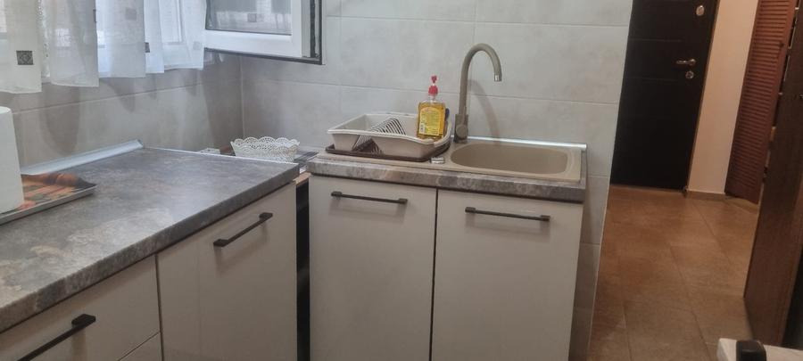 Drumul Taberei Moghioros , 2 minute metrou