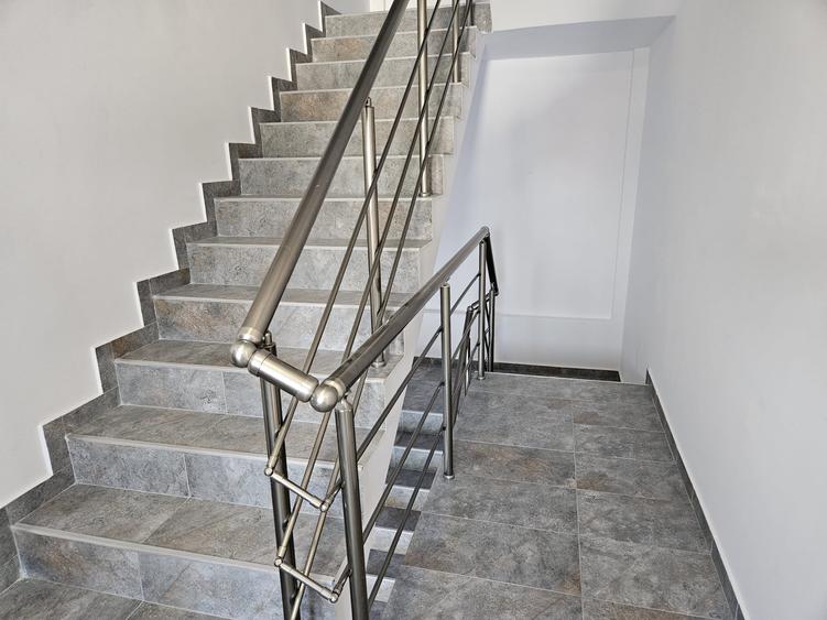 Apartament 2 camere cu 2 balcoane,finalizat, Visani, parcare,cod 153163