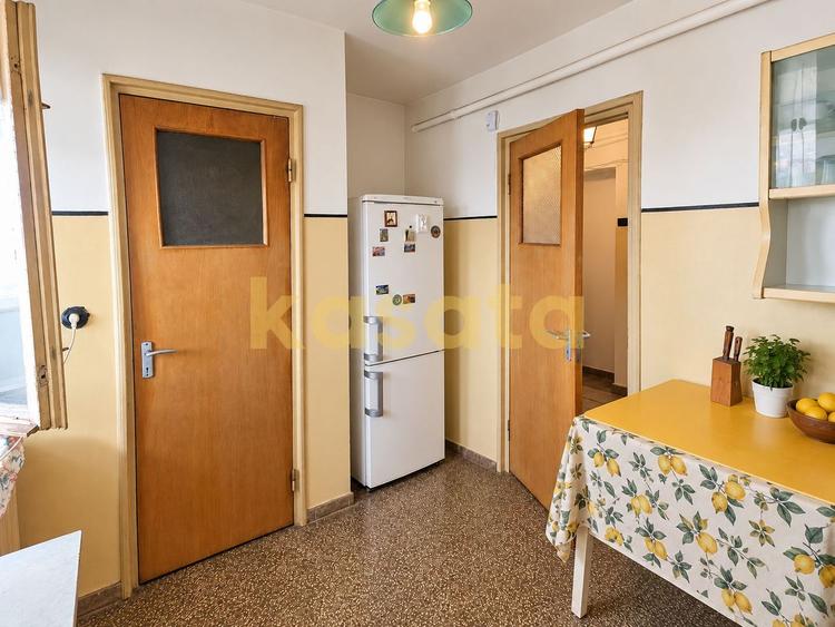 2 camere cu balcon spectaculos de 12,2 mp | Titan – Parc IOR – Metrou