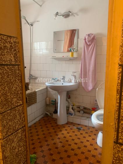 Inel 2-Eliberarii-Apart 3 cam dec liber 64 mp pret 95.000 euro - 6