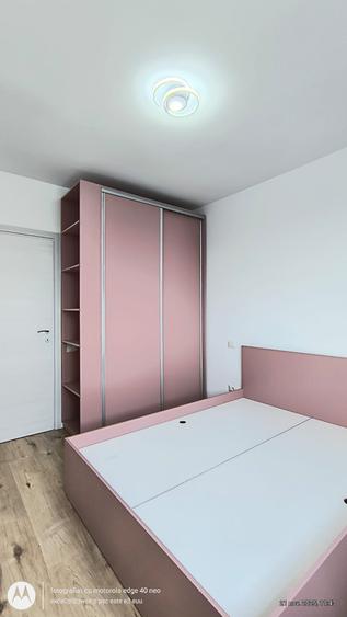 Apartament cu 3 camere, 2 bai si loc de parcare