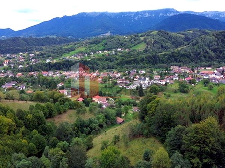 Teren de investiție în Moieciu, lângă Castelul Bran – 11.381 mp, vedere Bucegi