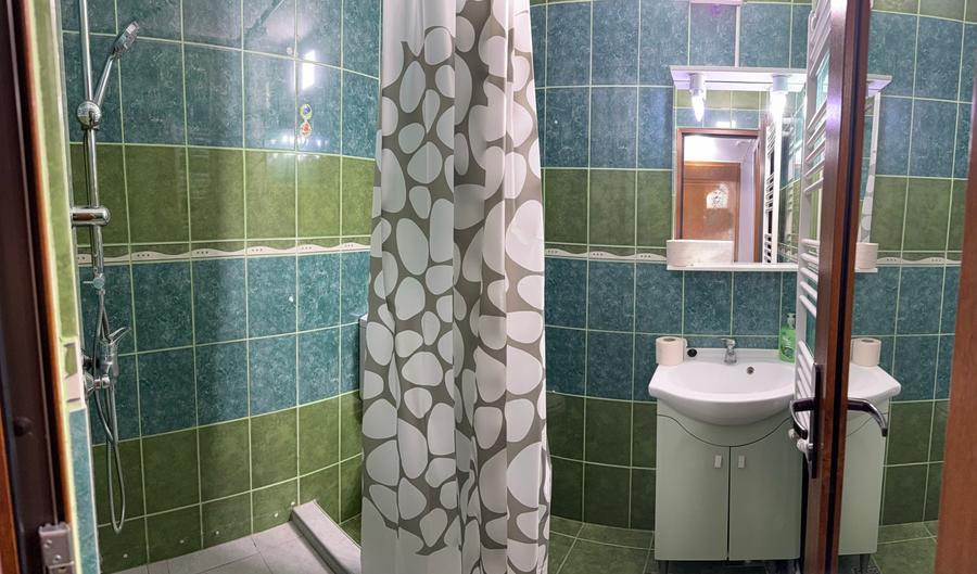De închiriat apartament cu 1 cameră – zona Ceradent | 300 €/lună