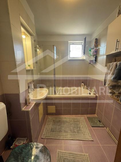 Apartament cu 3 camere, 70 mp, decomandat, Zona Diamant