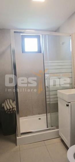 Apartament semidecomandat