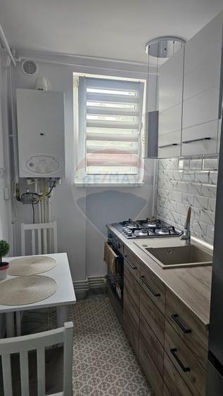 Apartament cu 1 camere de închiriat în zona Darmanesti