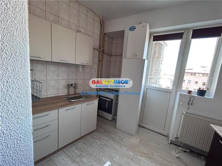 2 camere, decomandat, centrala proprie I metrou Universitate