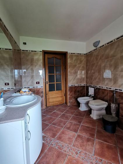 Casa 6 camere Urechesti-Vrancea constructie 2008